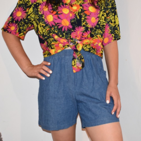 Vintage Denim High Waist Grandma Shorts - Picture 2 of 4